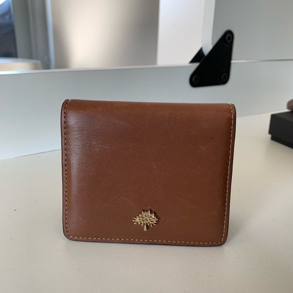 Mulberry Bi-Fold Wallet - Picture 1 of 3